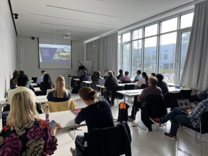 Professor Steinmann while presenting our scientific and social activities (image: AH)